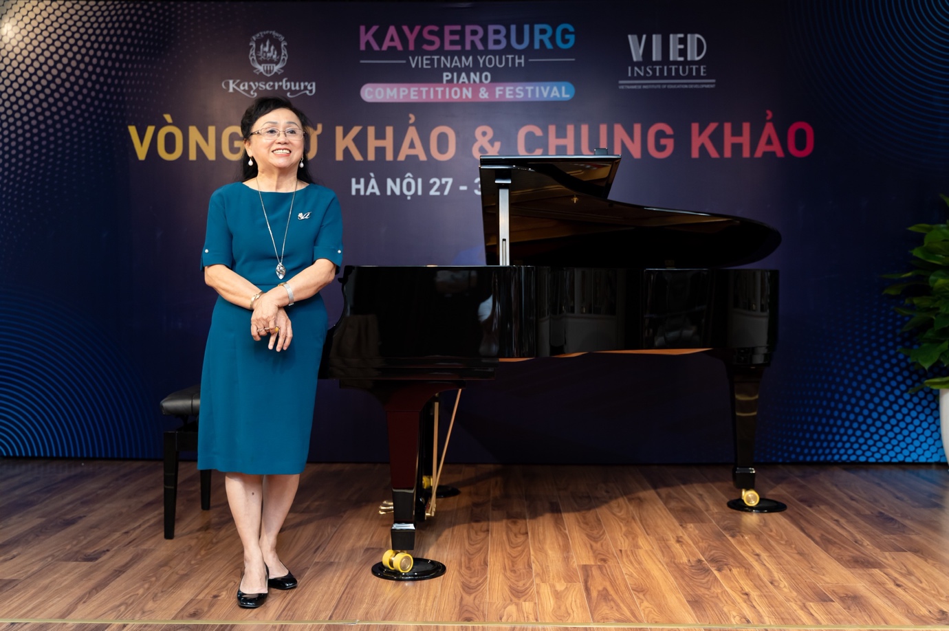 (GS piano Trần Thu Hà (Nguyên Giám đốc Học viện Âm nhạc Quốc gia Việt Nam) tại Lễ khai mạc